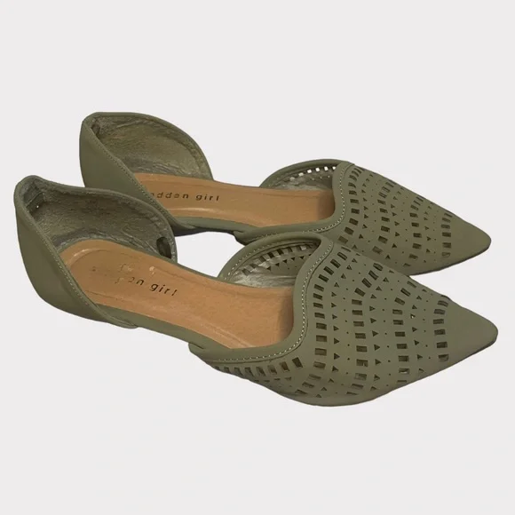 Madden Girl - Laser Cut D’Orsay Flats - Olive - Size 8.5 - Picture 2 of 6